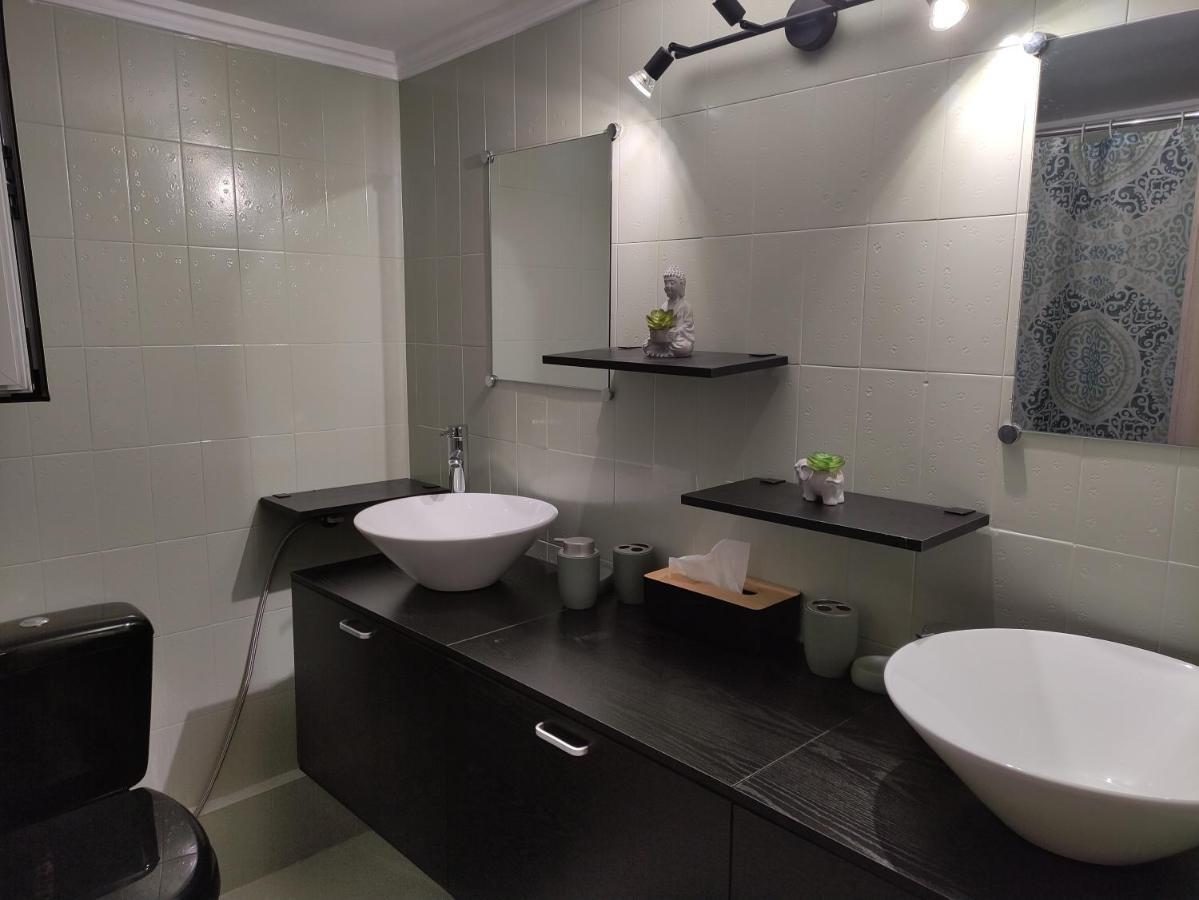 Love Truth Life Appartement Piraeus Buitenkant foto